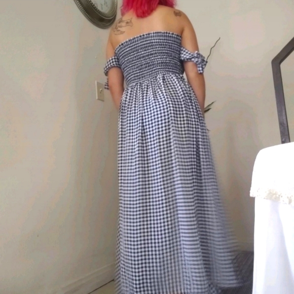 Cottagecore Gingham Dress - Picture 3 of 3